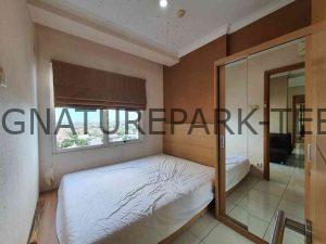 Read more about the article Sewa Signature Park Tebet 2BR Fully Furnished Hadap Kolam