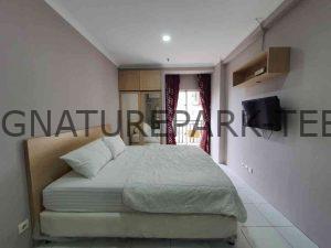 Read more about the article RENTED Sewa Apartemen Signature Park Tebet Studio King Size Bed Full Furnished