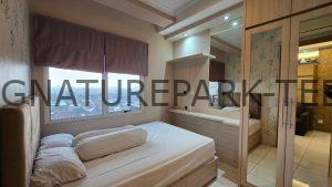 Read more about the article Sewa Signature Park Tebet Fully Furnished 2BR Corner View Kolam