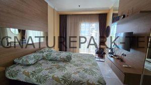 Read more about the article Sewa Studio Signature Park Tebet Fully Furnished View Kolam Renang